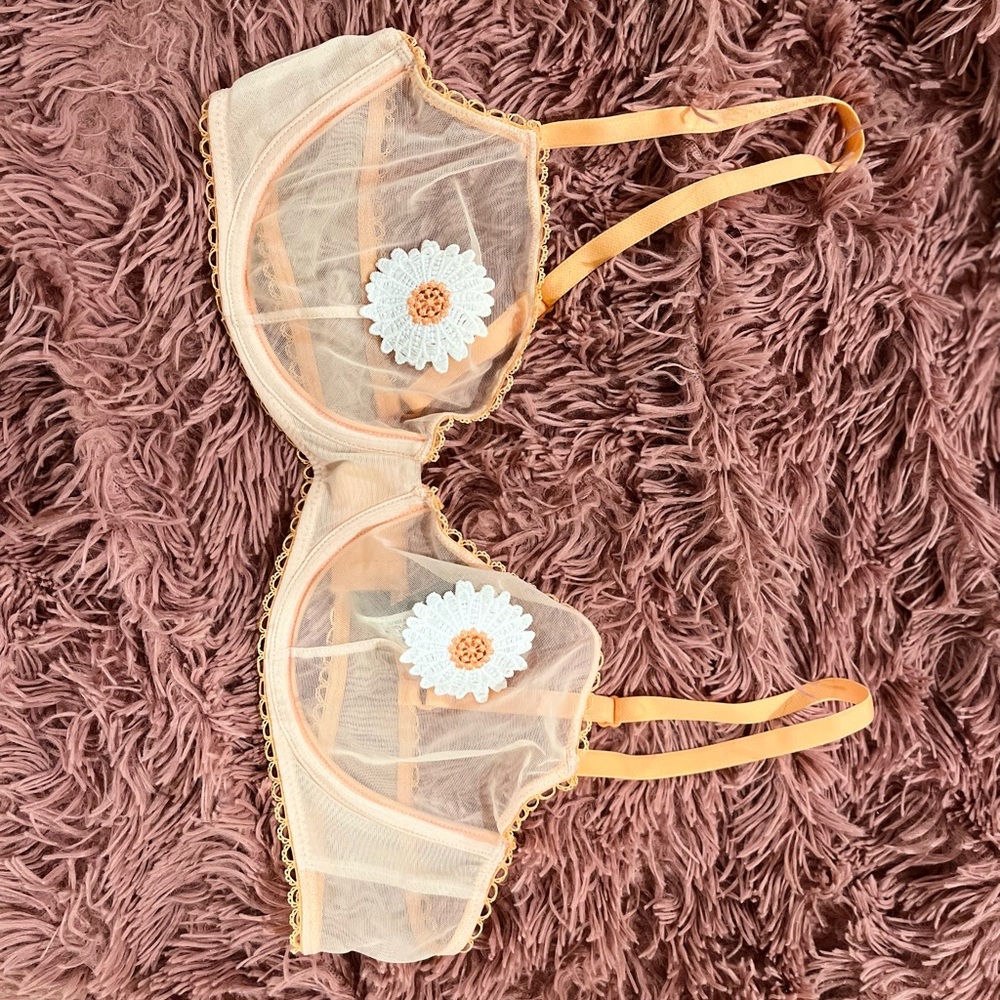 Adore me 36B like new